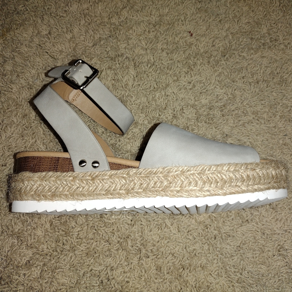 Soda Sandals